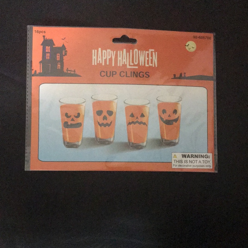 Party🎃🧁Table - Picture 4 of 8